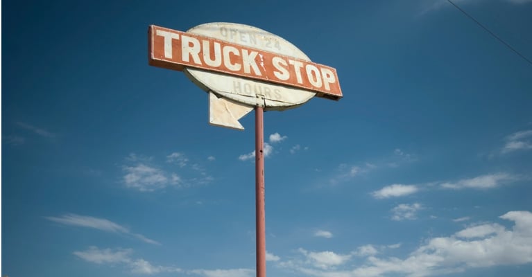 Truck Stop Etiquette for Truck Drivers